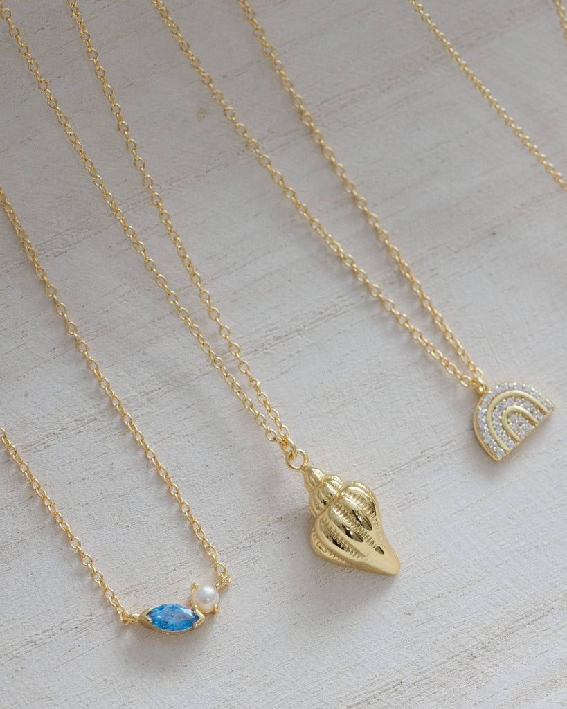 Gold Conch Shell Necklace